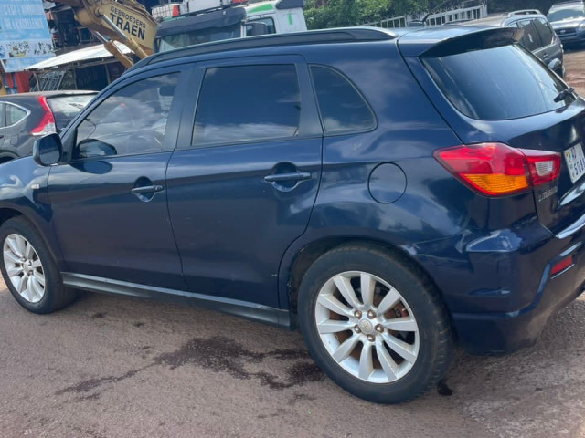 Mitsubishi RVR, Voitures, Conakry