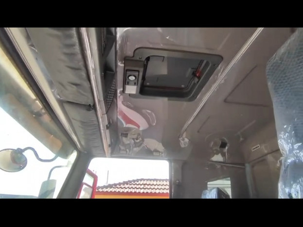 Sinotruk Howo 271, Camions - Autobus, Conakry