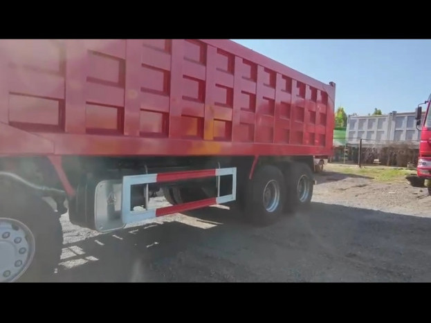 Sinotruk Howo 271, Camions - Autobus, Conakry