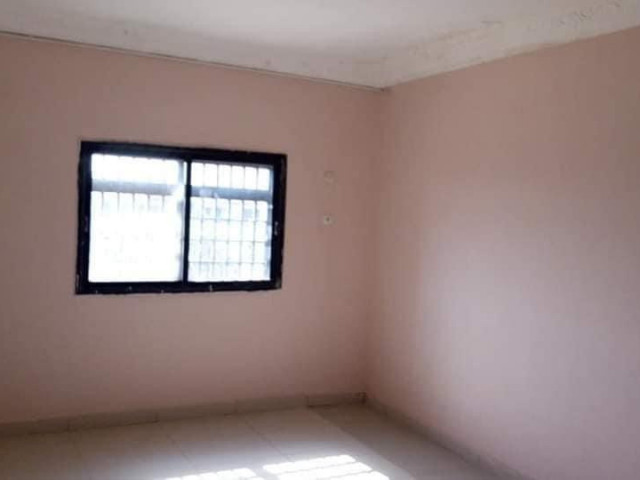 Bâtiment à Gomboyah, Maisons, Conakry