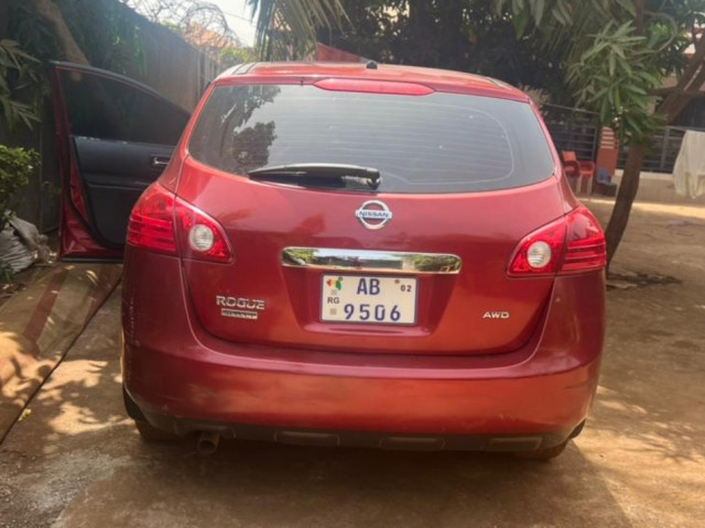 Nissan Rogue, Voitures, Conakry