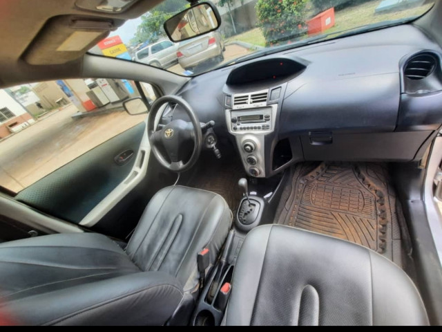 Toyota Yaris, Voitures, Conakry