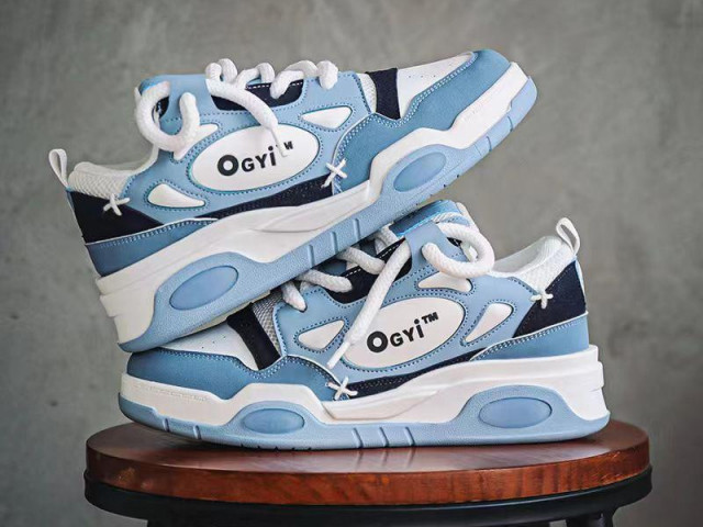 Chaussures OGYI, Chaussures, Conakry
