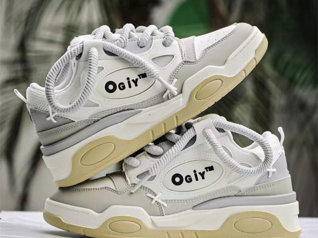 Chaussures OGYI, Chaussures, Conakry