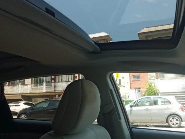 Toyota Venza, Voitures, Conakry