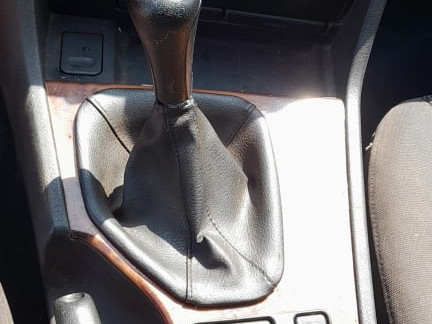 BMW Serie 5, Voitures, Conakry
