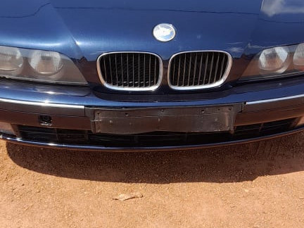 BMW Serie 5, Voitures, Conakry