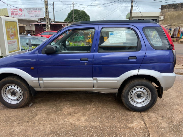 Daihatsu Terios, Voitures, Conakry