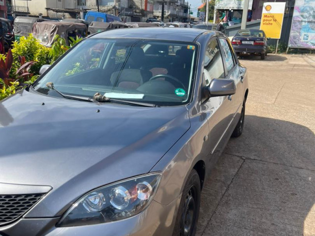Mazda 3, Voitures, Conakry