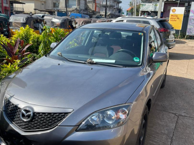 Mazda 3, Voitures, Conakry