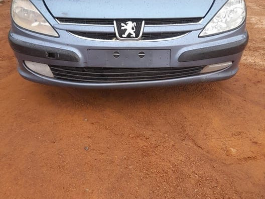 Peugeot 607, Voitures, Conakry