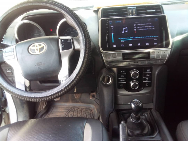 Toyota Land Cruiser Prado, Voitures, Conakry