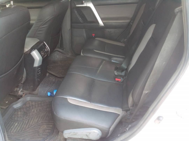 Toyota Land Cruiser Prado, Voitures, Conakry