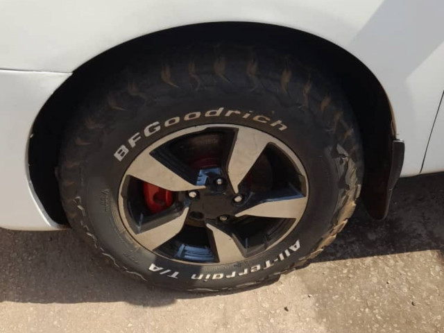 Nissan Rogue, Voitures, Conakry