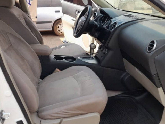 Nissan Rogue, Voitures, Conakry