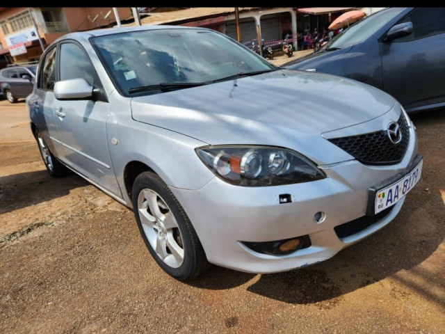 Mazda 3, Voitures, Conakry