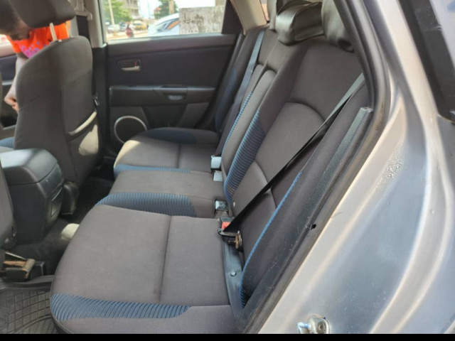 Mazda 3, Voitures, Conakry