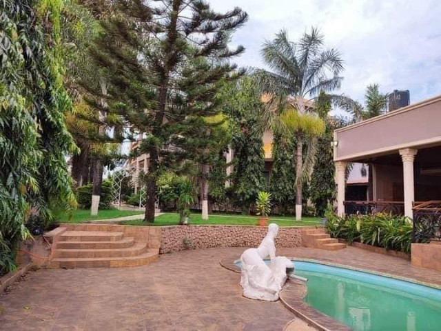 Bâtiment à Fossidet, Maisons, Conakry