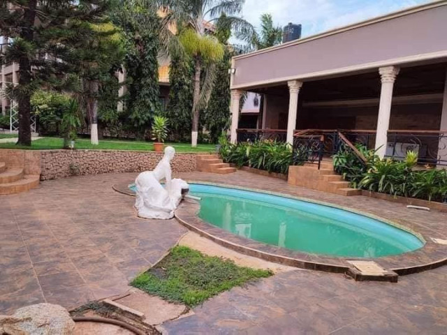 Bâtiment à Fossidet, Maisons, Conakry