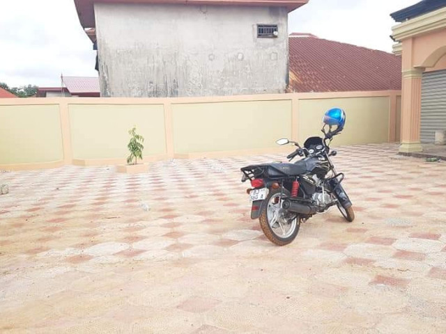 Terrain à Fossideh, Maisons, Conakry