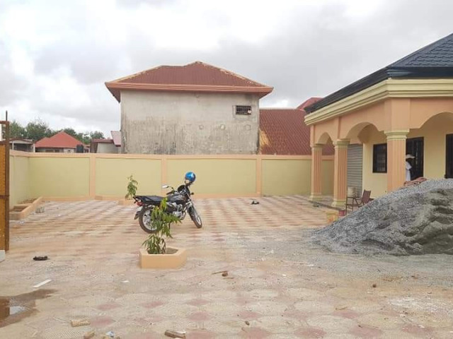 Terrain à Fossideh, Maisons, Conakry