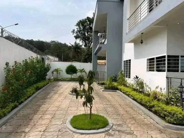 Bâtiment à Lansanaya Barrage, Maisons, Conakry