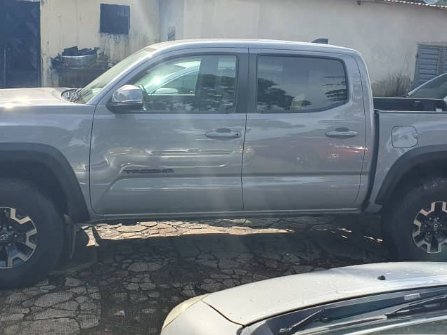 Toyota Tacoma, Voitures, Conakry