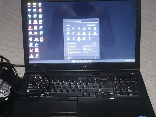 Dell Precision M6800, Ordinateurs - Moniteurs, Conakry