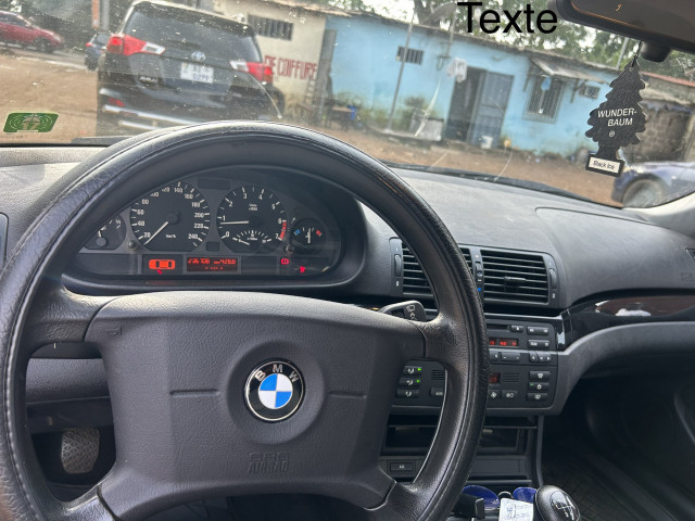 BMW Serie 3, Voitures, Conakry