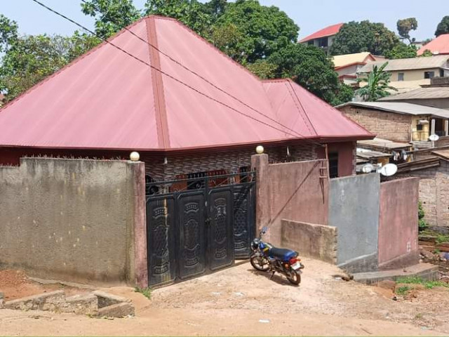 Maison à Simbayah, Maisons, Conakry