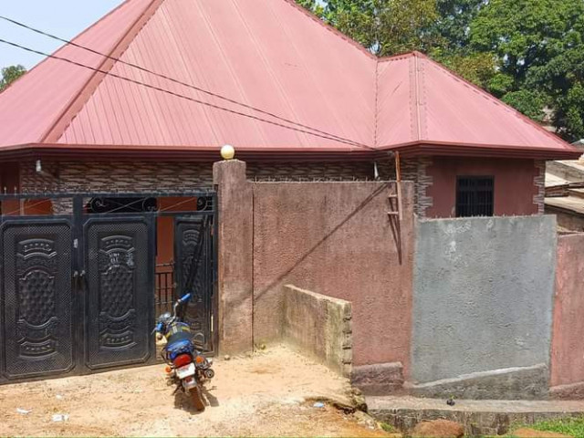 Maison à Simbayah, Maisons, Conakry
