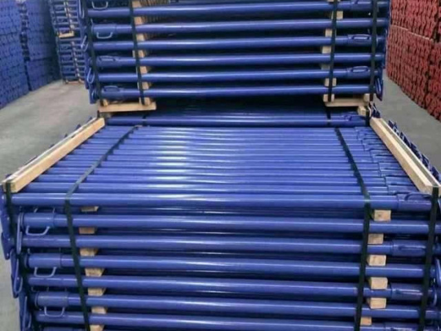 Différents Etais Metalliques, Autre pour la Construction, Conakry