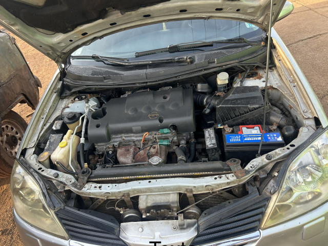 Nissan Primera, Voitures, Conakry