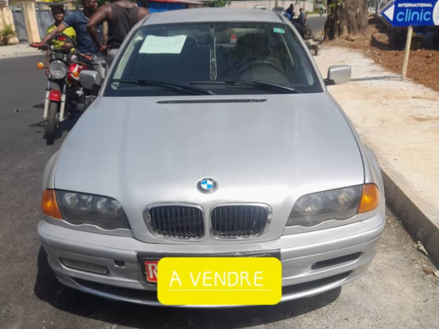 BMW Serie 3, Voitures, Conakry