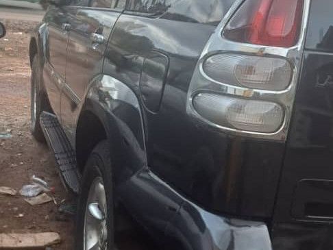 Toyota Land Cruiser Prado, Voitures, Conakry