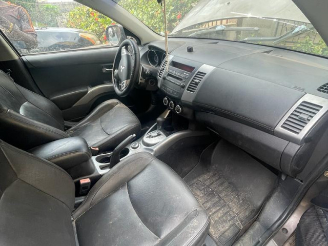 Mitsubishi Outlander, Voitures, Conakry