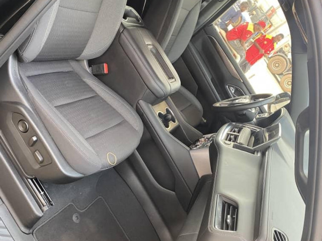 GMC Yukon, Voitures, Conakry