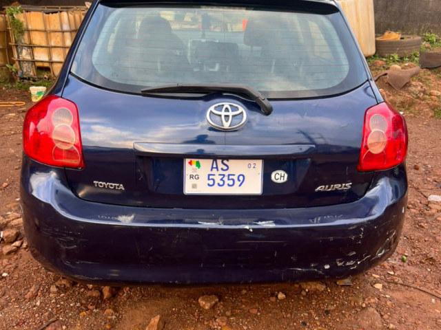 Toyota Auris, Voitures, Conakry