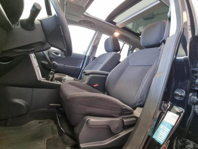 Renault Koleos I, Voitures, Conakry