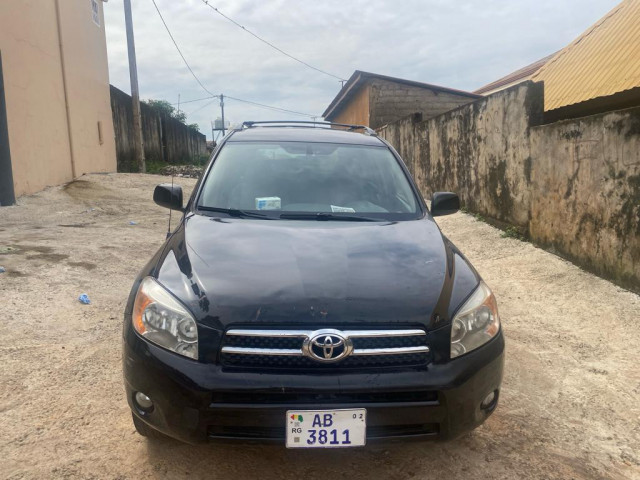 Toyota RAV4, Voitures, Conakry