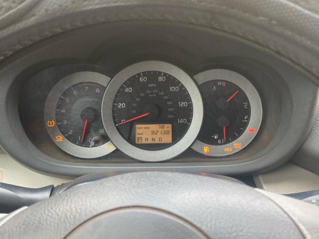 Toyota RAV4, Voitures, Conakry