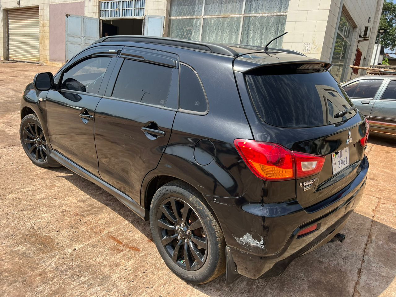 Mitsubishi RVR, Voitures, Conakry