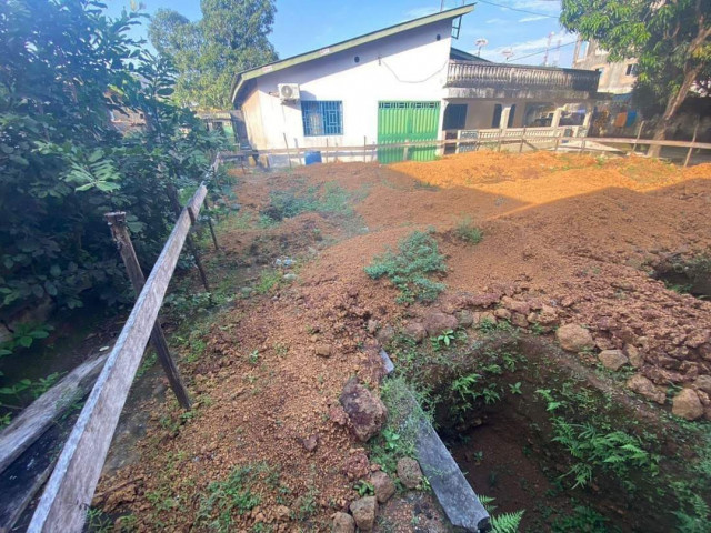 Terrain ร Kipรฉ, Terrains, Conakry