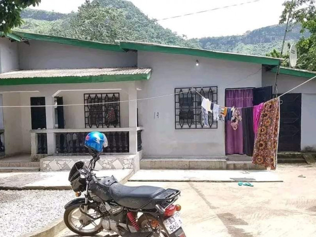 Maison ร Somayah, Maisons, Conakry