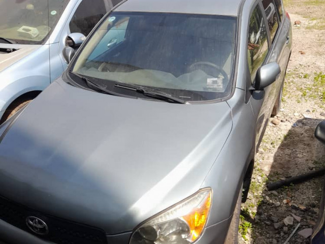 Toyota RAV4, Voitures, Conakry
