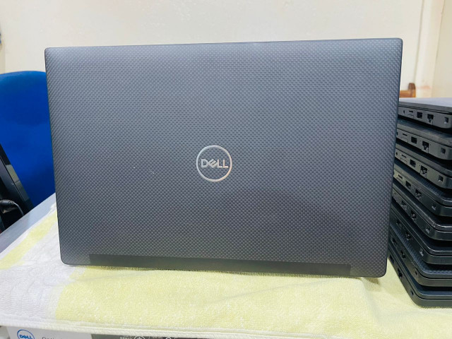 Différents DELL Latitude 7490, Ordinateurs - Moniteurs, Kankan