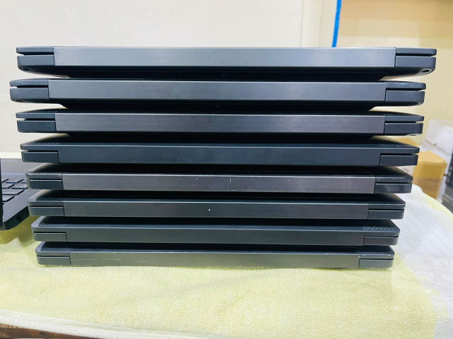 Différents DELL Latitude 7490, Ordinateurs - Moniteurs, Kankan