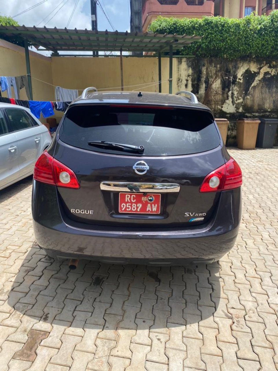 Nissan Rogue, Voitures, Conakry