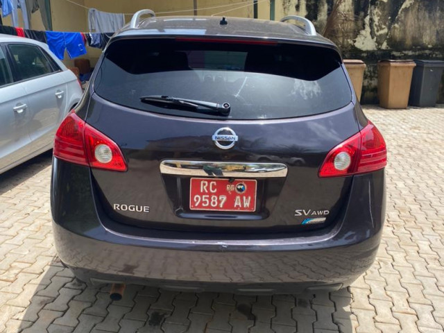 Nissan Rogue, Voitures, Conakry