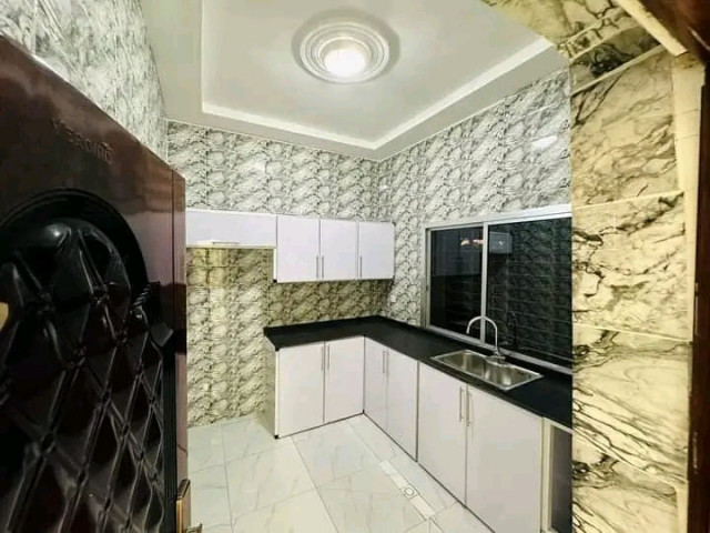 Bâtiment à Lambanyi, Maisons, Conakry